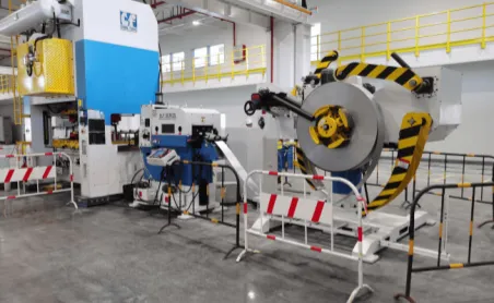 How Does a Double Head Decoiler Reduce Coil Changeover Downtime in Stamping Lines?