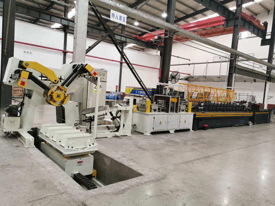 MT Series Heavy Duty Hydraulic Decoiler/Uncoiler with Automatic Coil Loading Carriage