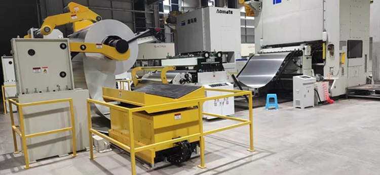 HTC-1600 Coil Processing Equipment for Lithium Battery Cover