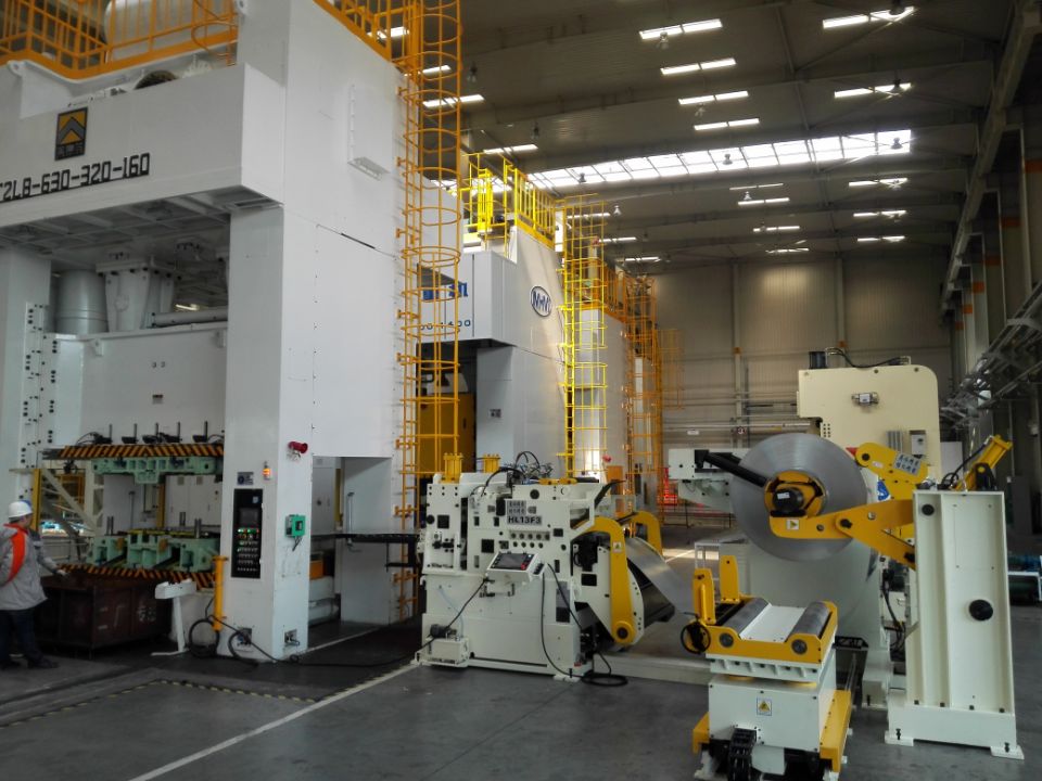 3 in 1 Decoiler Straightener Feeder For Ultra-Thick Plate（1.0-8.0mm）