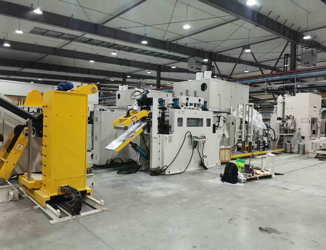 High-Precision Fineblanking Feeding Line for Thick Plate Coil Processing