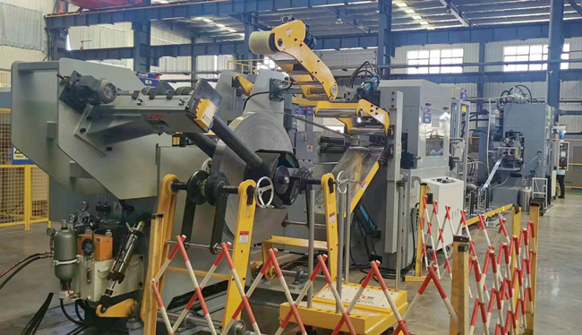 High-Precision Fineblanking Feeding Line for Thick Plate Coil Processing