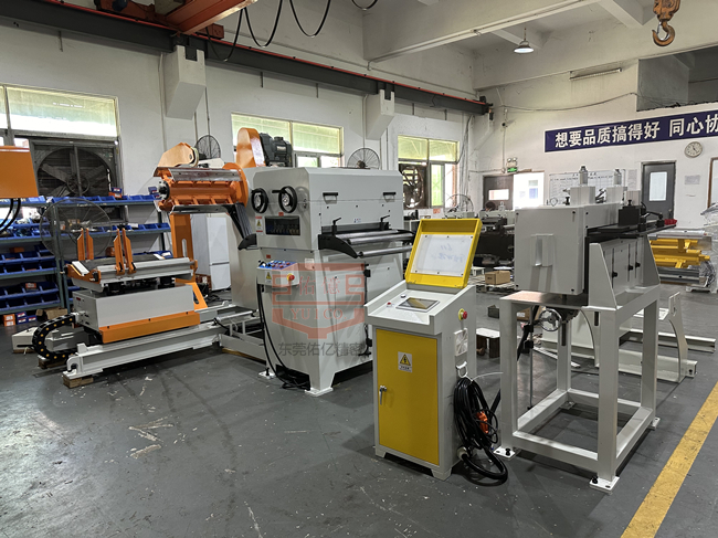 Case Study: 2-in-1 Uncoiler Leveler Feeding Line Boosts Efficiency in Steel Furniture Manufacturing