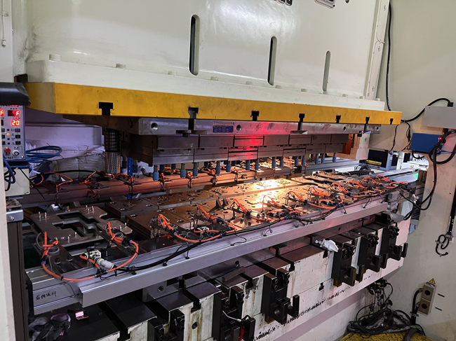 The Anatomy of a Three-Dimensional Transfer Robot: Structure, Motion, and Precision Explained